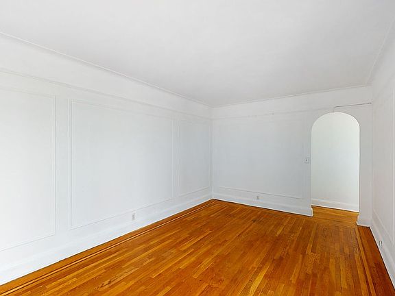 4th image of 45-14 43rd St #2F