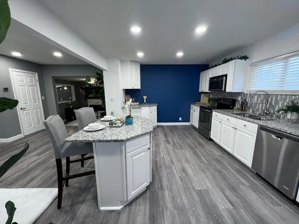 6623 North 52nd ST, Milwaukee, WI 53223