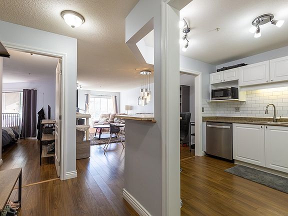 4th image of 5765 Glover Rd #201