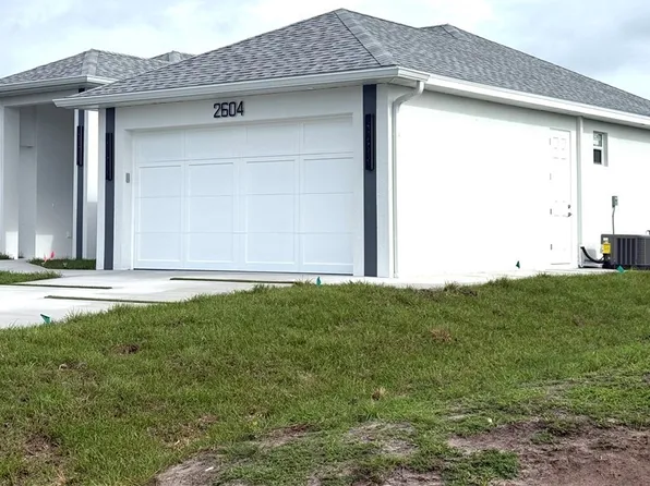 2604 15th St SW, Lehigh Acres, FL 33976