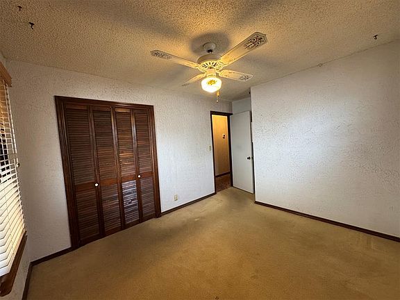 5th image of 6207 NW 34th St