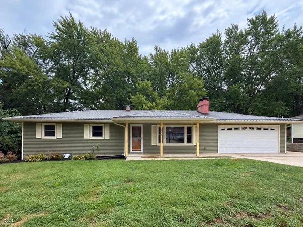 712 N Campbell St, Crawfordsville, IN 47933