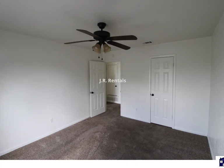 2412 Skylark Cir — Photo 13