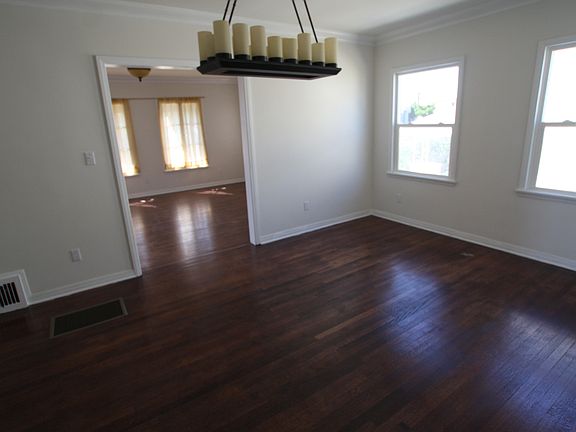 4th image of 1930 S Longwood Ave #1930