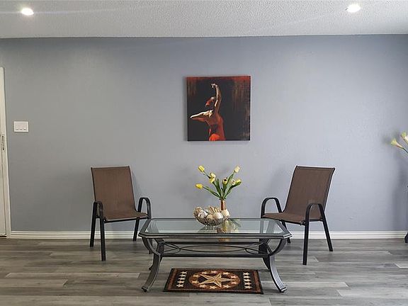 5th image of 875 Dublin Dr #1