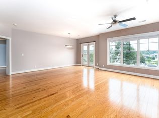 2920 Martinsville Rd #301, Greensboro, NC 27455