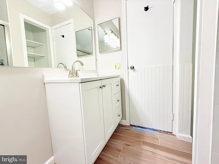 1707 Society Pl — Photo 9