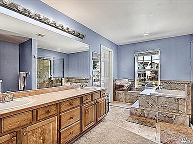 5th image of 12453 SE 299th Pl