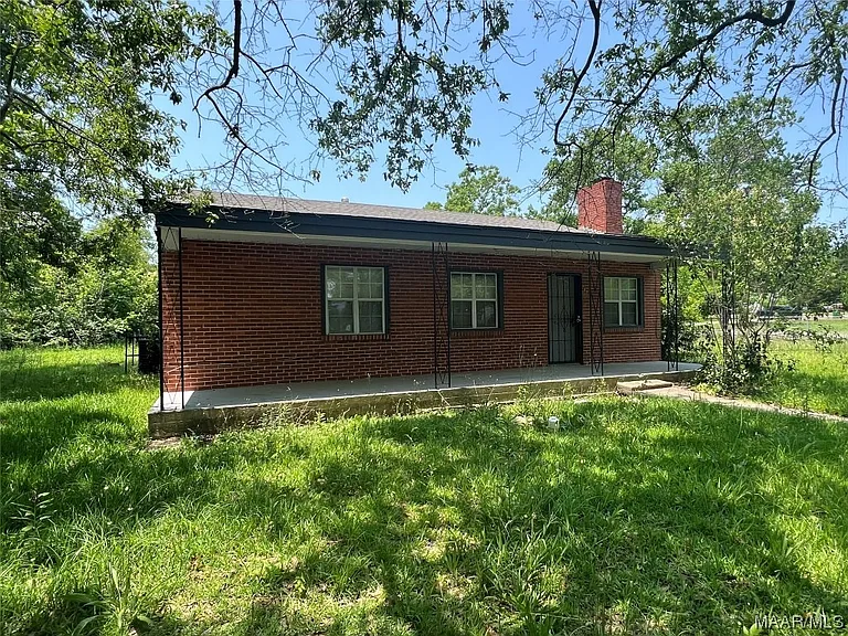 763 Belvedere Dr — Photo 1