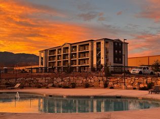 290 N Lone Rock Dr #D304, Hurricane, UT 84737