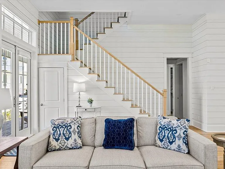 237 Cabana Trl — Photo 18