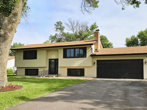 2108 74th Ave N, Brooklyn Park, MN 55444