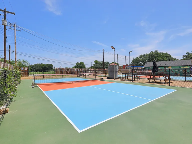Pickle Pub Pickleball