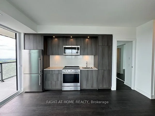 30 Inn On The Park Dr #4304 — Photo 15