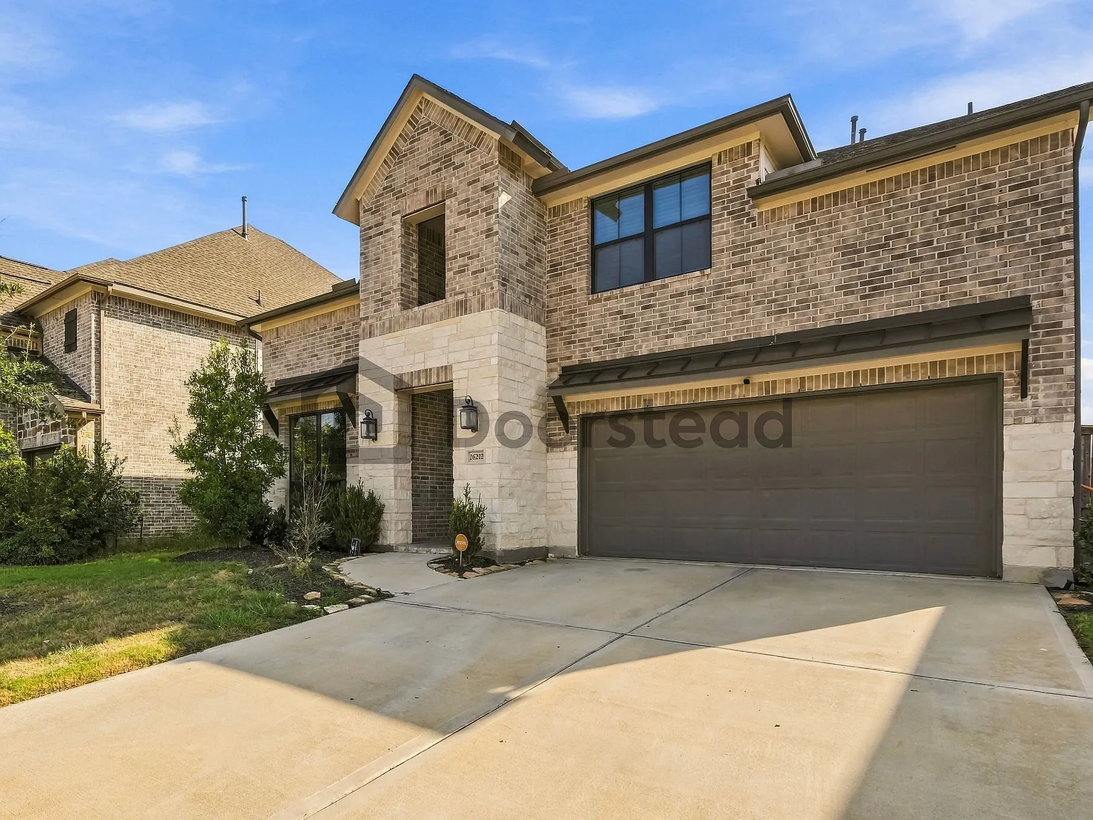 5 bed, 3.0 bath, 3166 sqft, $3,700 — Photo 3