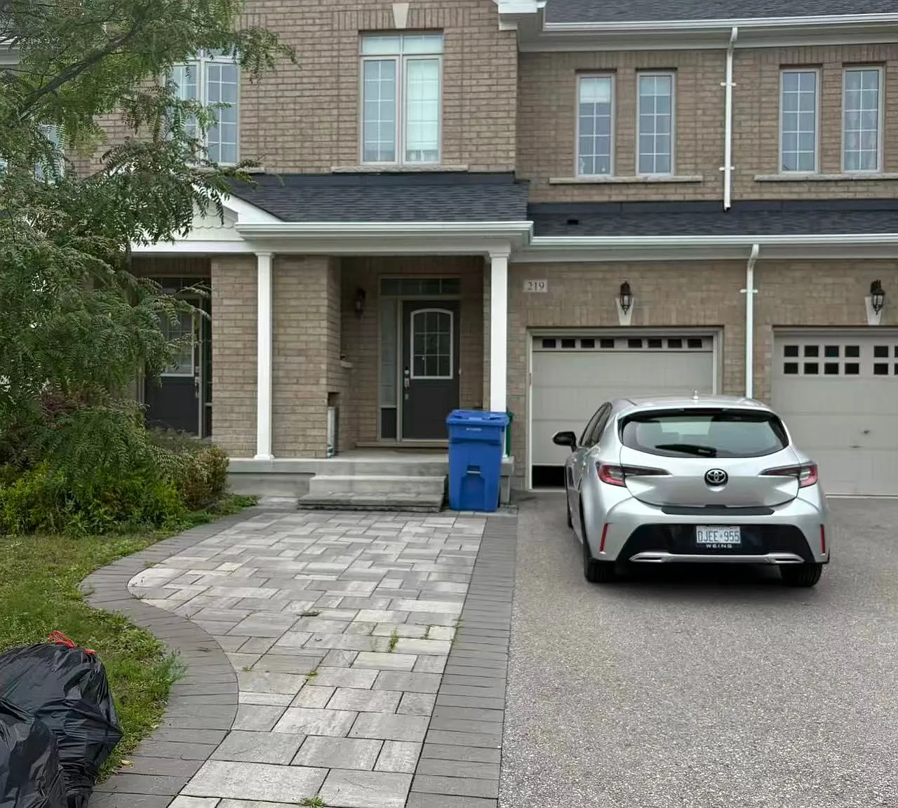 3 bed, $3,050 — Photo 1