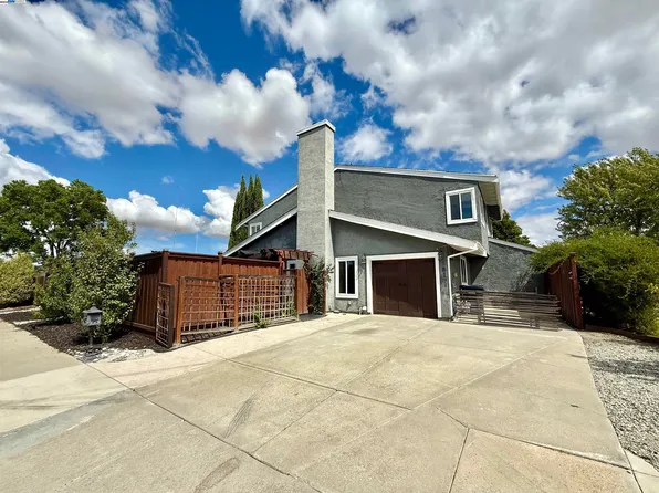 1817 Bluebell Dr, Livermore, CA 94551