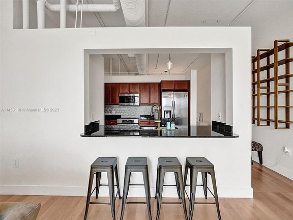 5th image of 3940 N Flagler Dr APT 304