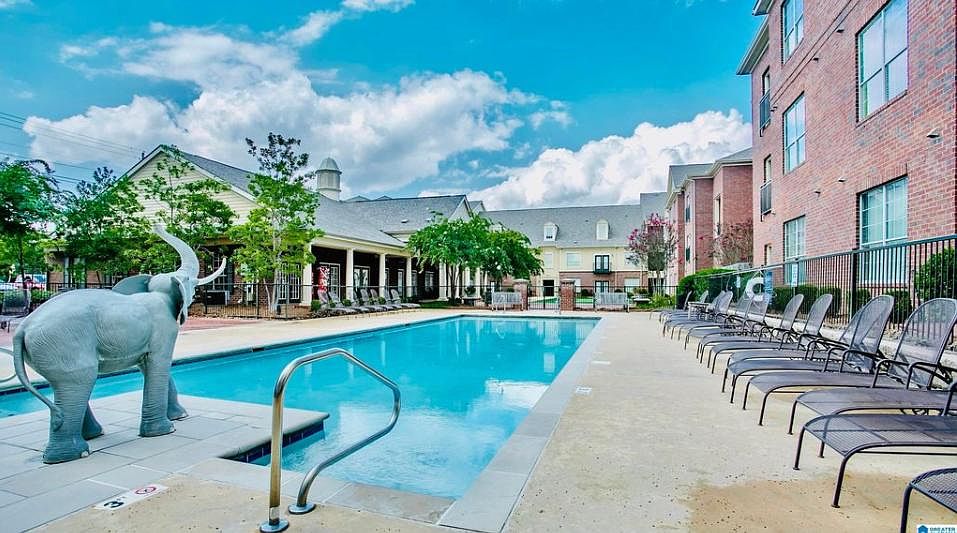 Resort Style Pool