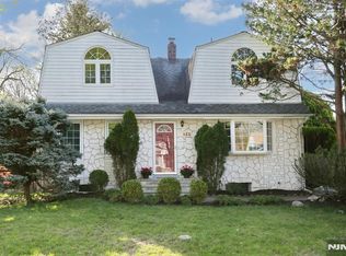 468 Berkshire Rd, Ridgewood, NJ 07450