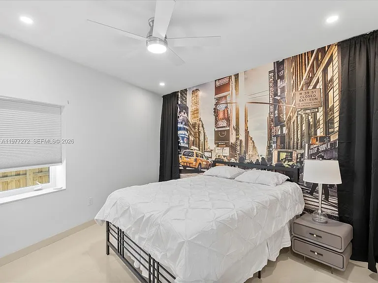 3510 NE 17th Ave — Photo 12