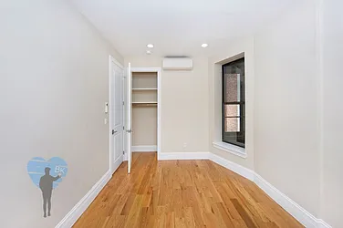Rented by Next Door Realty NYC