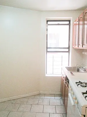 Rented by Bohemia Realty Group | media 19