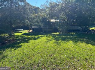 8100 Smithfield Rd, Bowdon, GA 30108