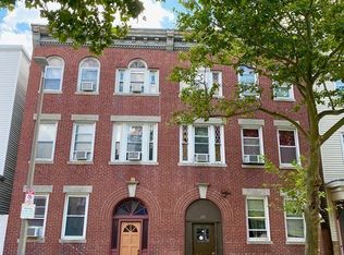 211 Chelsea St APT 1, Boston, MA 02128