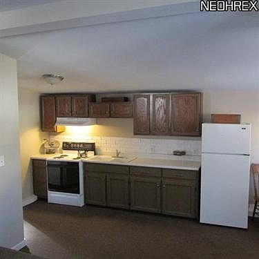 3rd image of 396 W Olden Ave