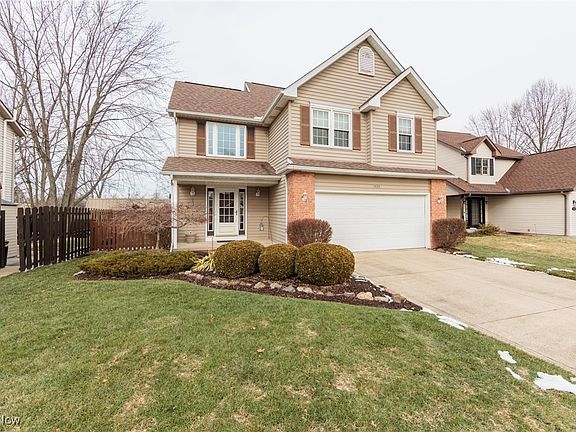 2nd image of 1430 Loriann Dr