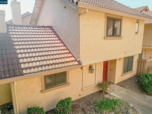 8 Del Prado Cir, Fairfield, CA 94533