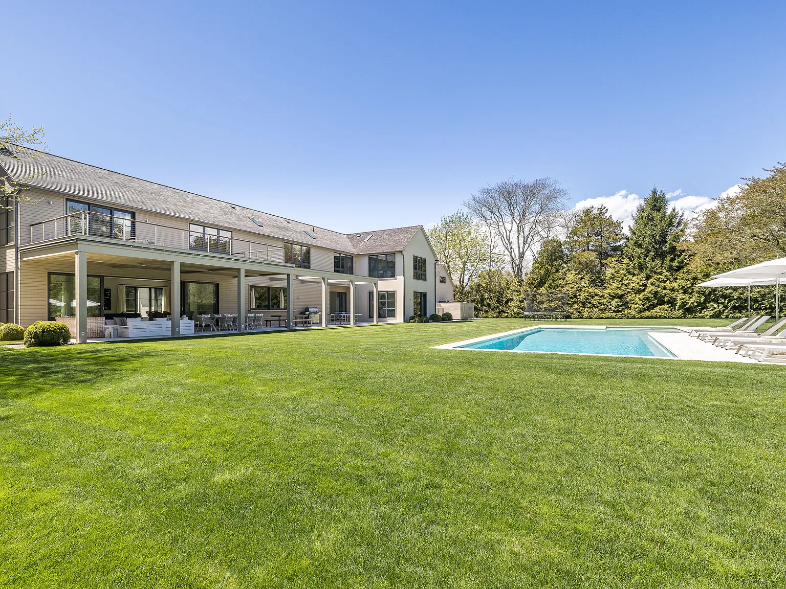 Amagansett Coastal Estate with Private Wellness Retreat — Photo 3