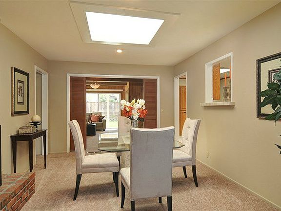 5th image of 12240 Country Squire Ln