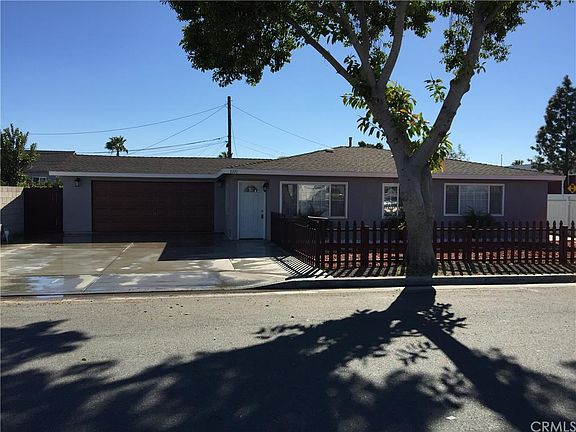 2nd image of 7371 Texas St