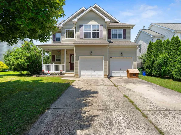 18 Ravenwood Dr, Egg Harbor Township, NJ 08234