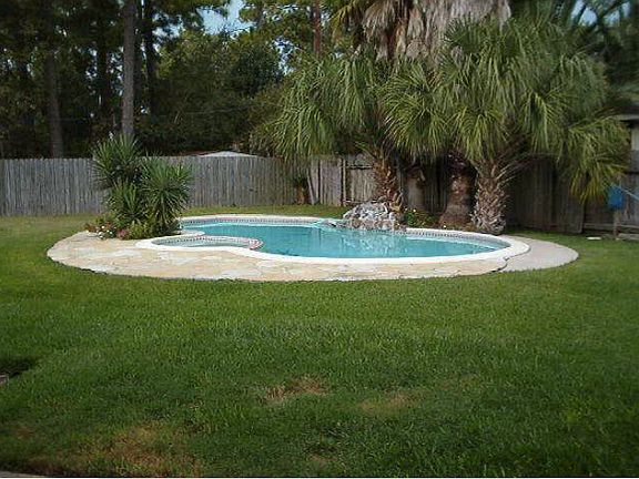 4th image of 12134 Glenway Dr