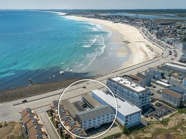 449 Ocean Blvd #201, Hampton, NH 03842