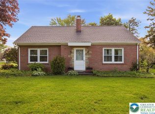 3232 Edinburgh Rd, Allentown, PA 18104