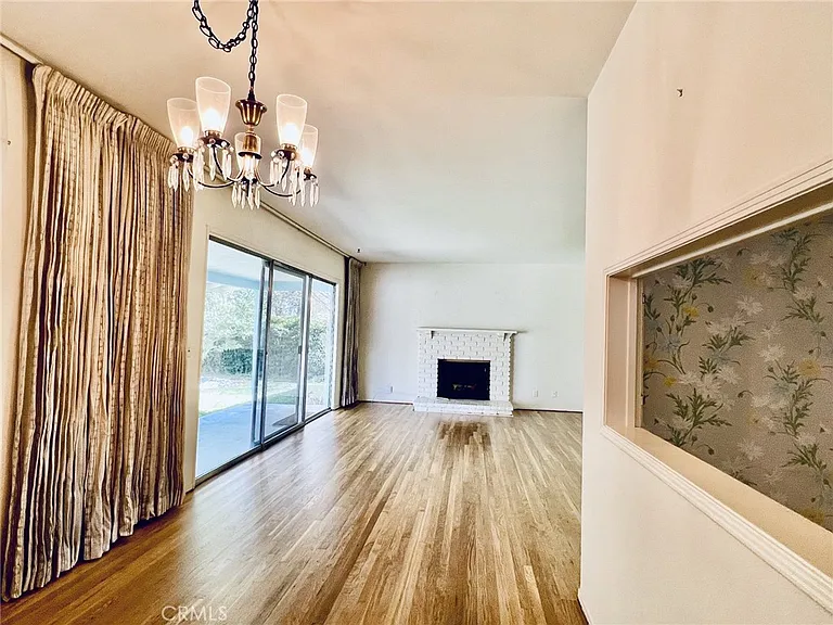 2408 S 8th Ave — Photo 6