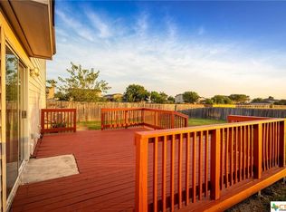 590 NW Crossing Dr, New Braunfels, TX 78130