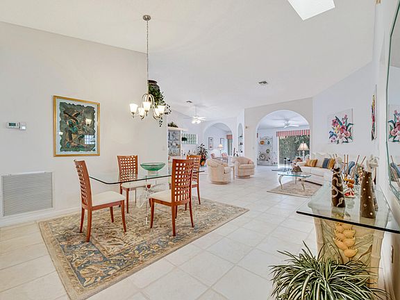 5th image of 9570 Harbour Lake Circle