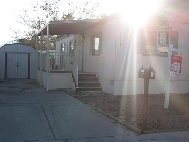 1st image of 1716 Nutmeg Ln