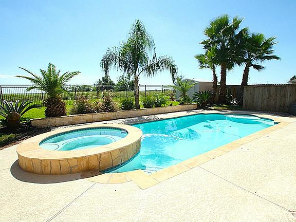 5th image of 1062 Misty Trails Ln
