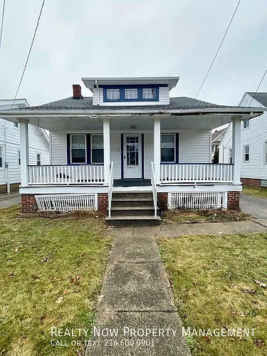 19411 Muskoka Ave Photo 1