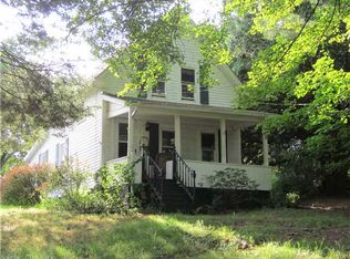 175 Bloomingdale Rd, Quaker Hill, CT 06375