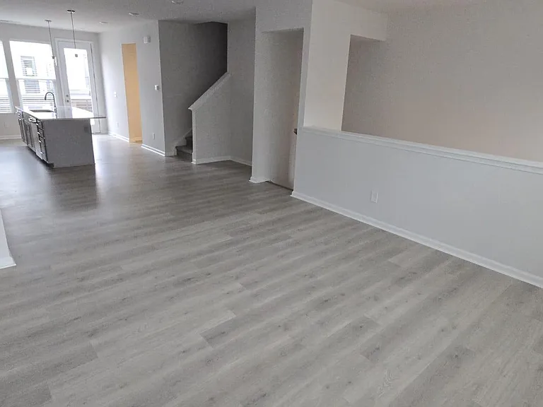 2324 Donnelly Hills Ln — Photo 20