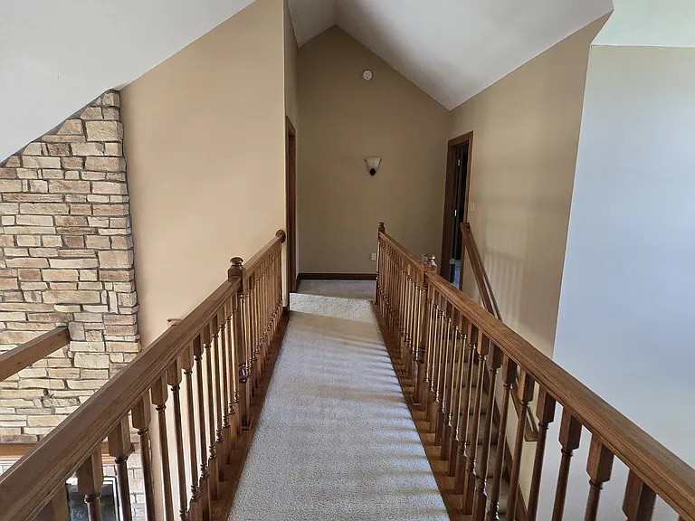3034 Russell Rd — Photo 6