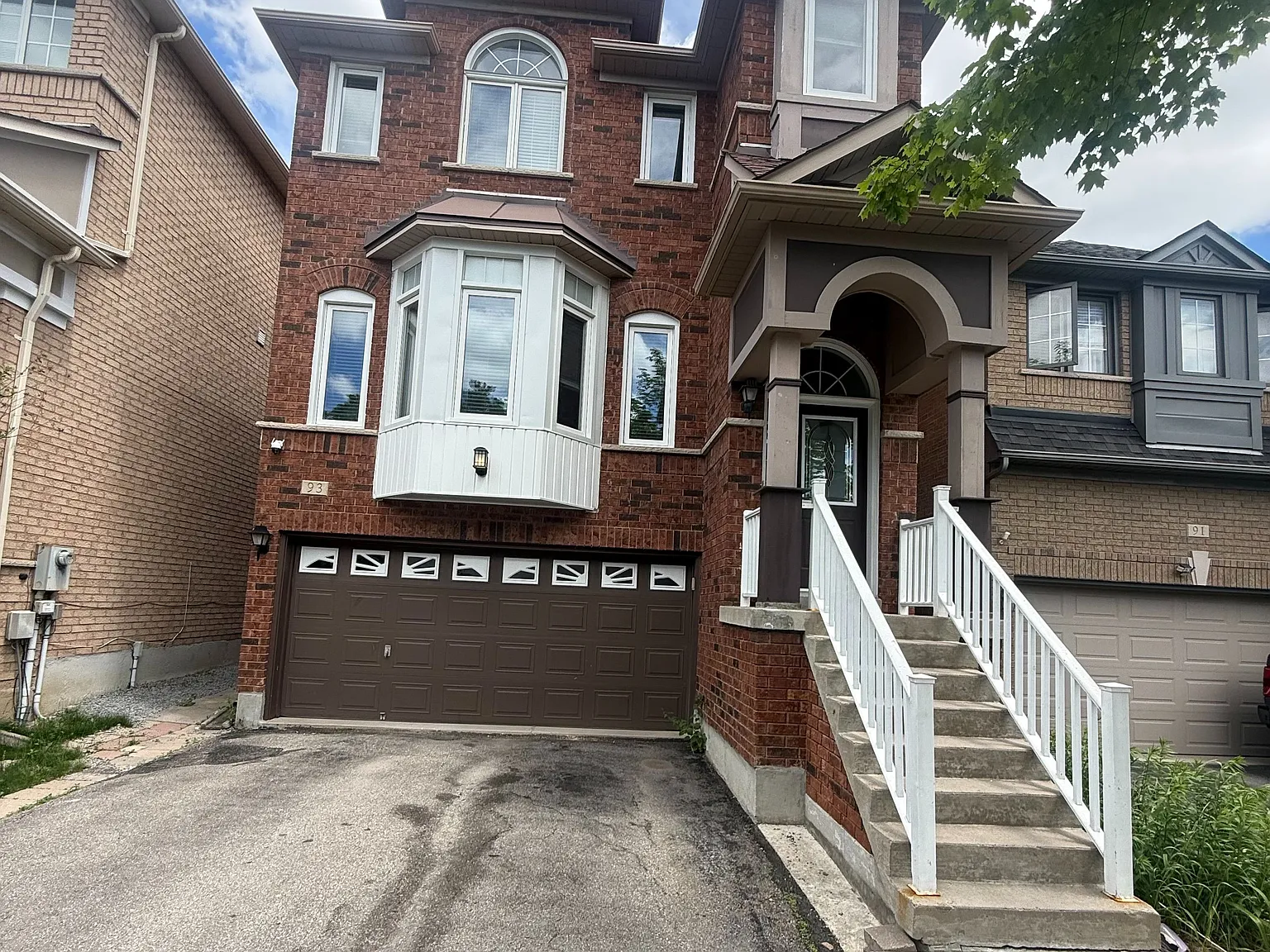 4 bed, $3,800 — Photo 1
