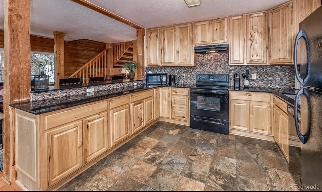 146 Jones Rd — Photo 4